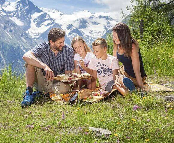 Mountainclub Hotel Ronach in Königsleiten - Urlaub in der Zillertal Arena